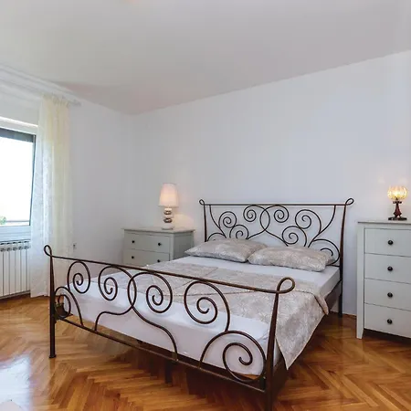 3 Bedroom Gorgeous In