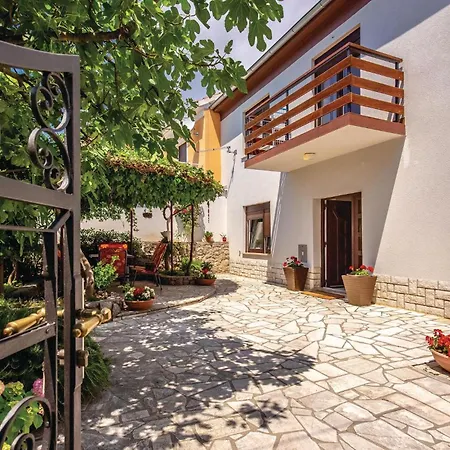 3 Bedroom Gorgeous In * ヤドラニヴォ